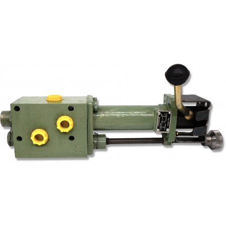 TŁOK CYLINDER PODNOŚNIKA C-330 + ROZDZIELACZ HYDRAULICZNY